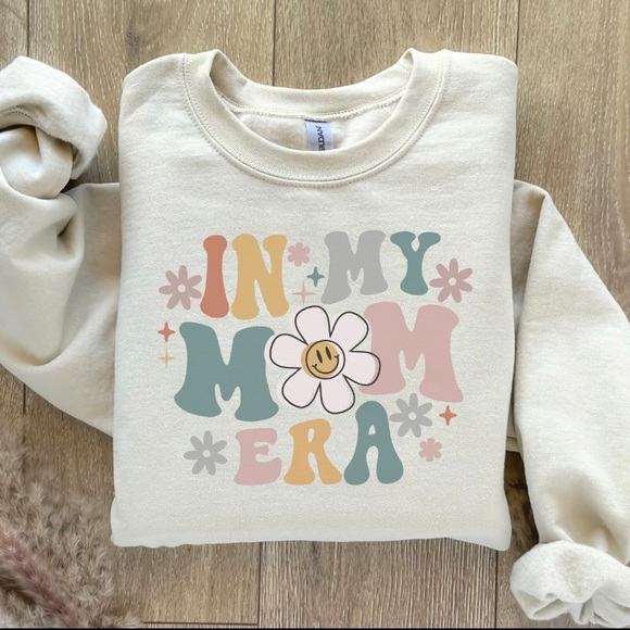 In My Mom Era Sweatshirt - Picture 1 of 4